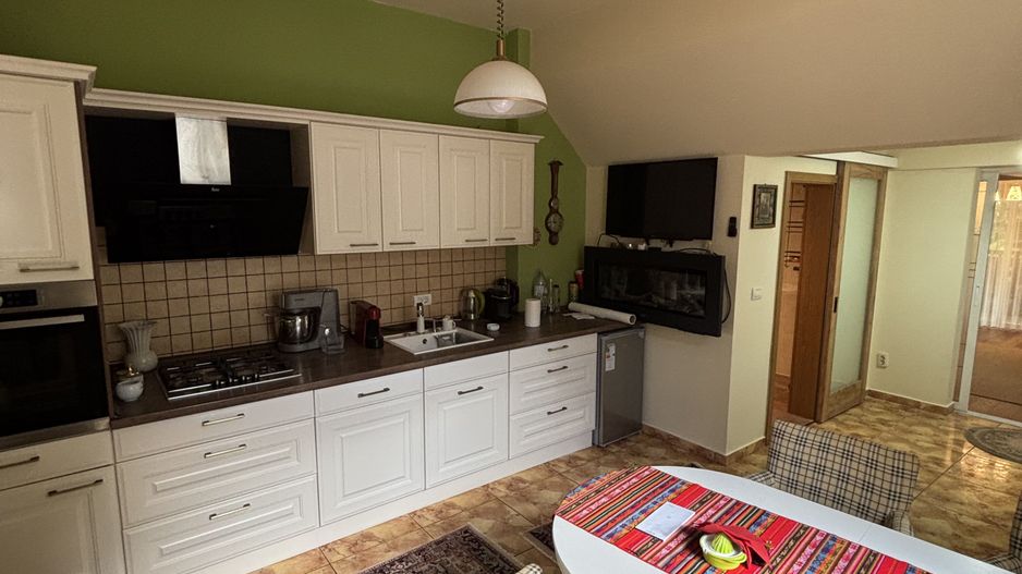 Apartament privat la casa la 5 minute de Piața Victoriei - Poză 24
