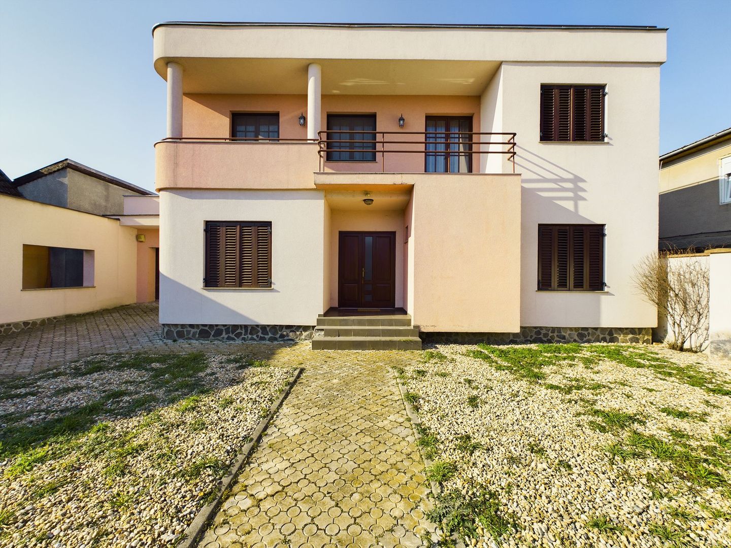 Vilă 6 camere zona Tabacovici - Poză 1