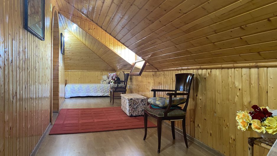 Oaza de liniste si verdeata! Vanzare casa cu 5 camere in Pucioasa - Poză 16