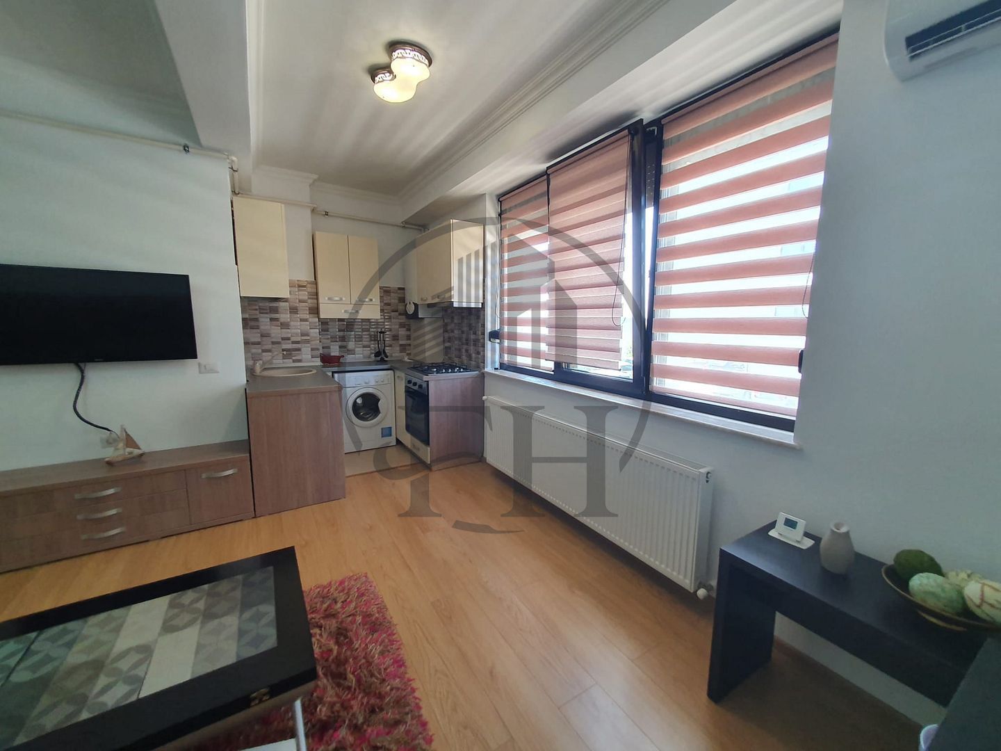 SOLD / VANDUT Apartament cu 2 camere de vânzare în zona Central - Poză 3