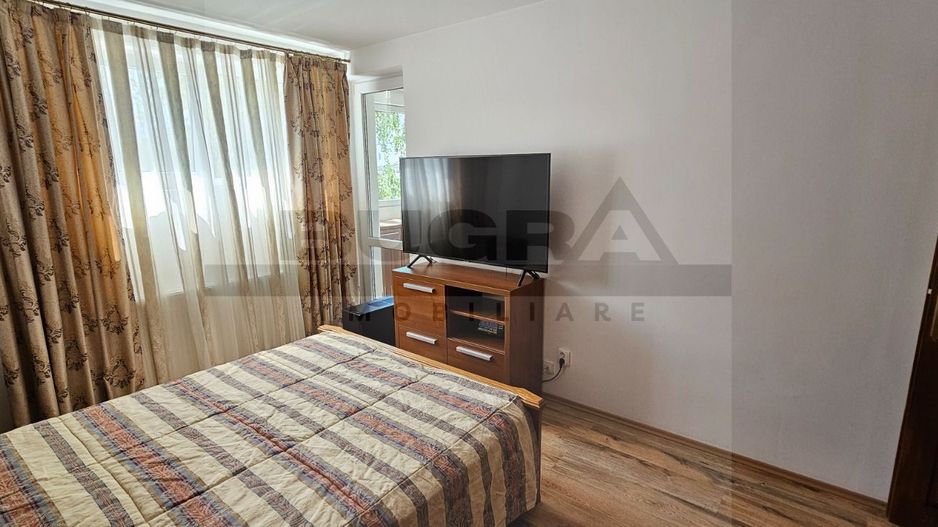Apartament de 2 camere, decomandat, 73mp, parcare, zona Trifoiului - Poză 6