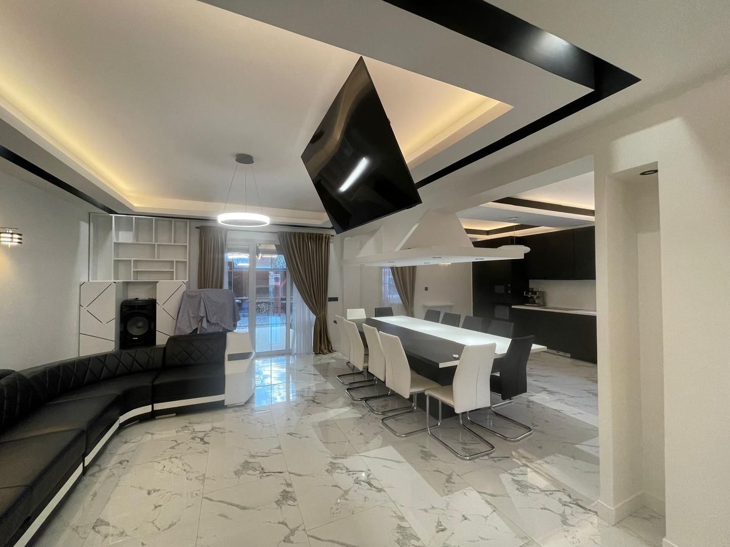 Duplex deosebit de inchiriat 110mp 700€ - Poză 2