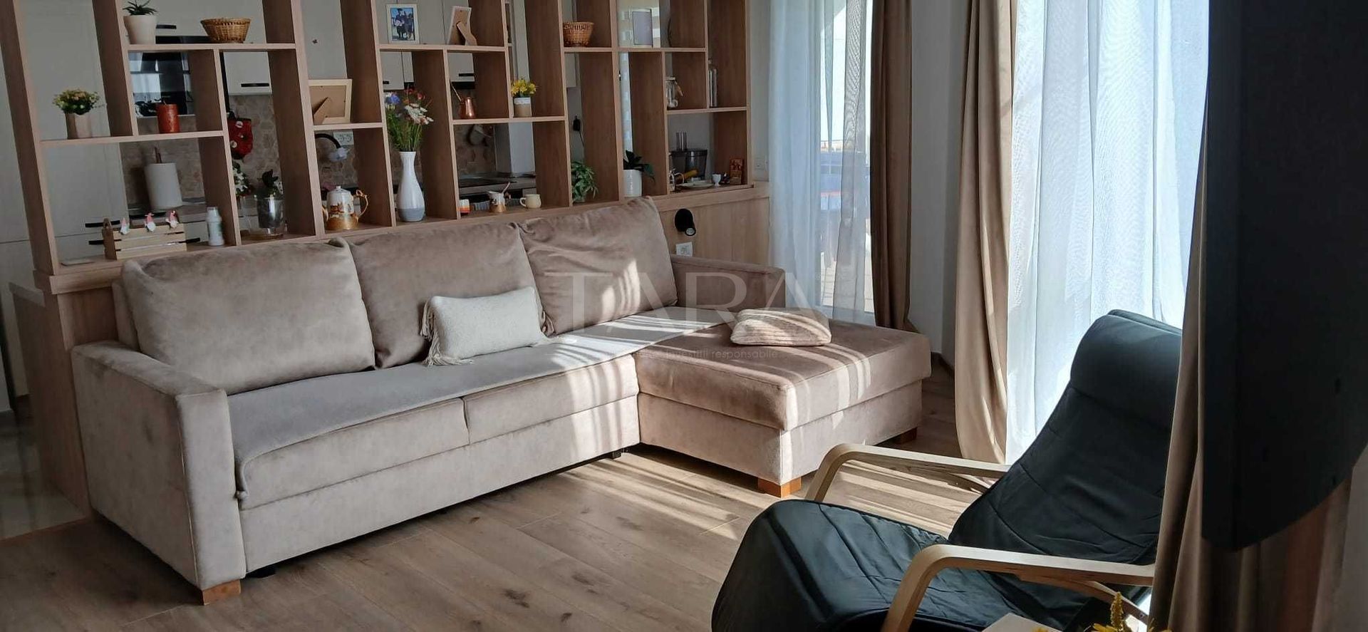 Apartament modern cu 2 balcoane – Urbano Panoramic, zona Vivo. - Poză 1