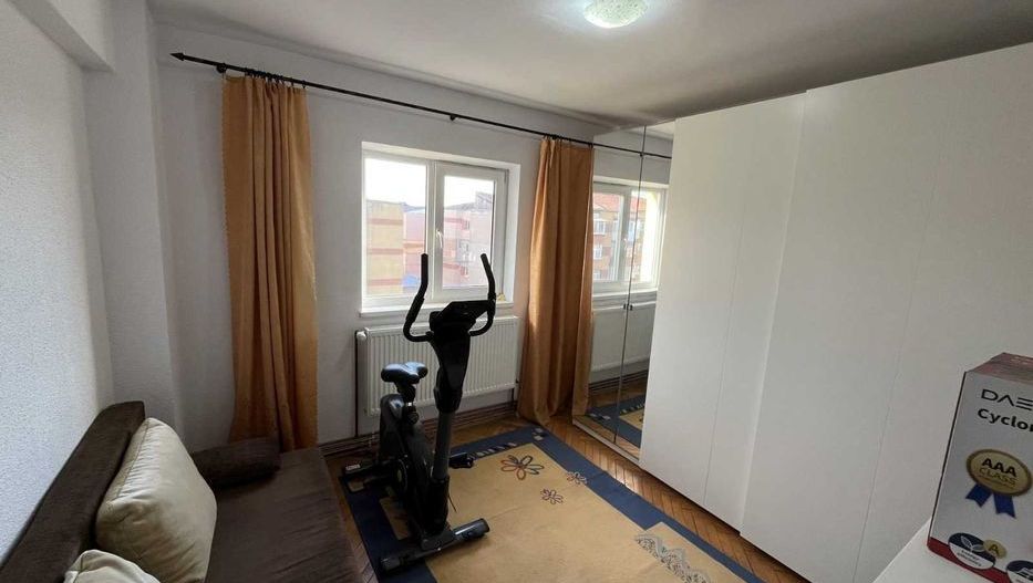 Apartament cu 3 Camere, decomandat, Cetate, Mercur, 2 bai,boxa - Poză 4