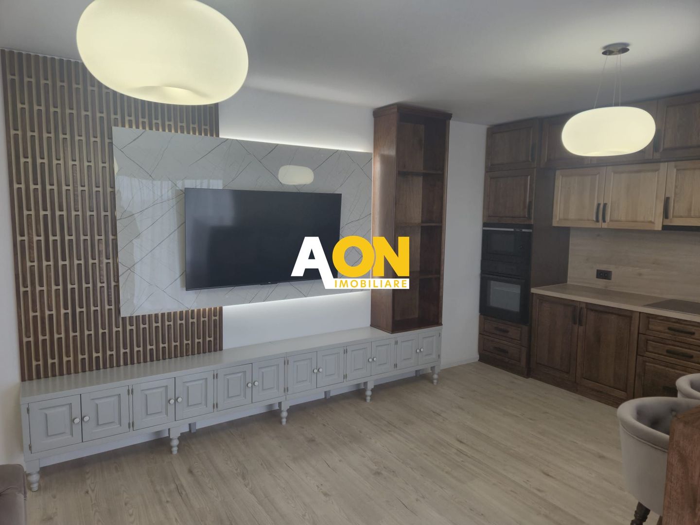 Apartament 2 Camere, Bloc Nou, Ultrafinisat, Zona Cetate - Poză 11