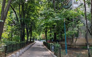 Apartament 3 camere, bloc 4 etaje, Berceni/str Dorohoi, curat - Poză 9
