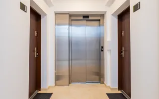 NOU! Spatii de birouri premium de inchiriat | Bdul 1 Mai | Parcare - Poză 13