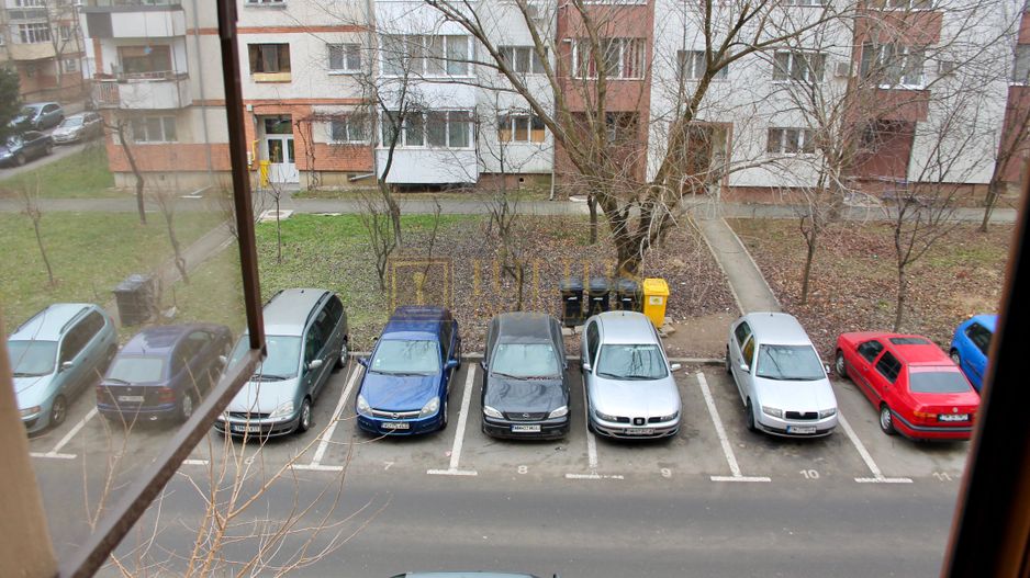 Soarelui, langa Carrefour; NU are centrala proprie. - Poză 23