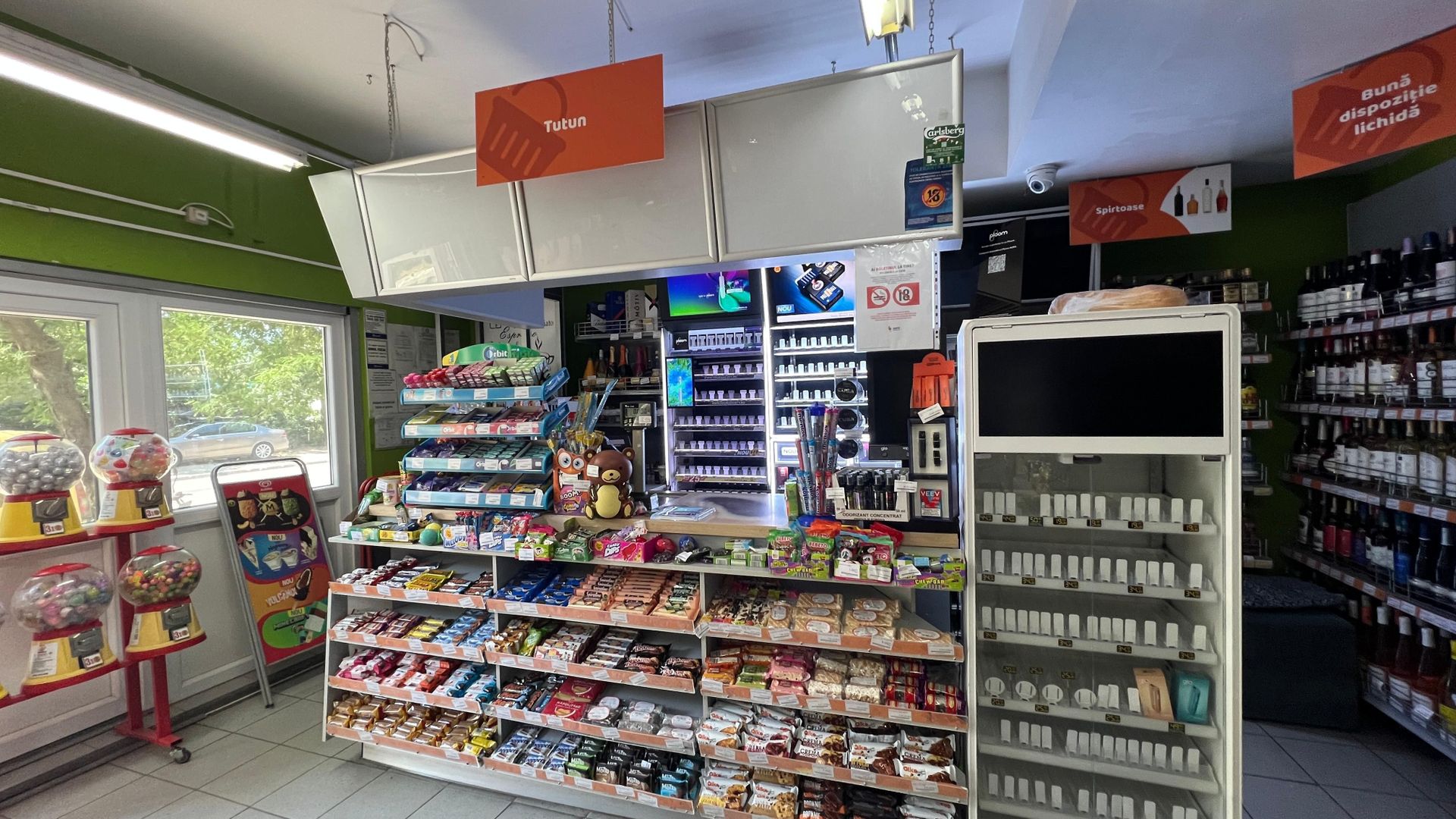 Oportunitate de Investiție | Spațiu Comercial cu Chiriaș Stabil (La Doi Pași) - Poză 1