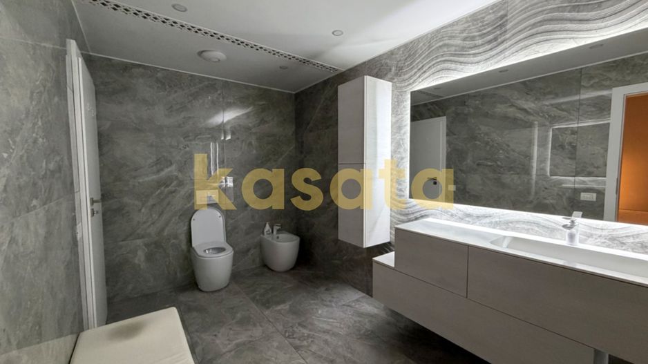 Apartament 4 camere | Premium | Upground | Panoramic Lake & City Views - Poză 38