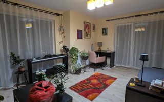 Apartament cu 3 camere, balcon și panoramă superbă, Baciu, zona Regal. - Poză 1