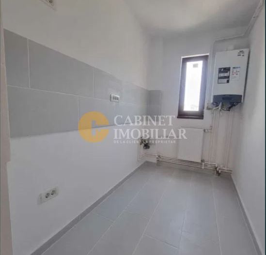 Apartament cu 3 camere decomandat - renovat complet - Pacurari - Poză 2