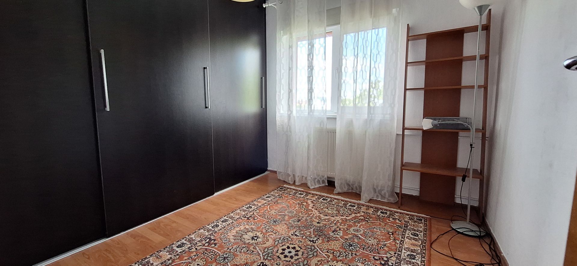 Apartament trei camere - Zona Aradului - Poză 16