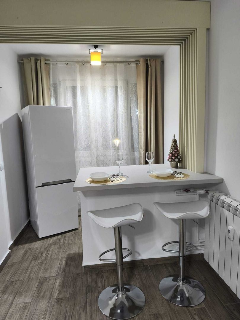 Ggarsoniera complet mobilata si utilatain Brazda lui Novac - Poză 6