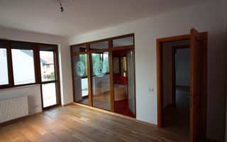 VILA CU 5 CAMERE LA INCHIRIERE IN IANCU NICOLAE - Poză 10