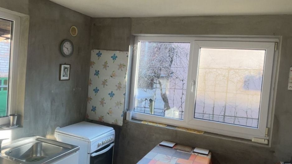 Casă de vanzare in unirea - Poză 4