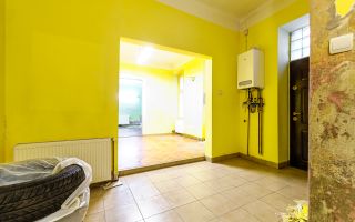 Spațiu de birouri situat pe strada N. Bălcescu. - Poză 3