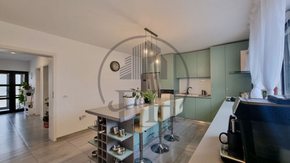 SOLD/ VANDUT- Casa / Vila de vanzare Valu lui Traian - Poză 10