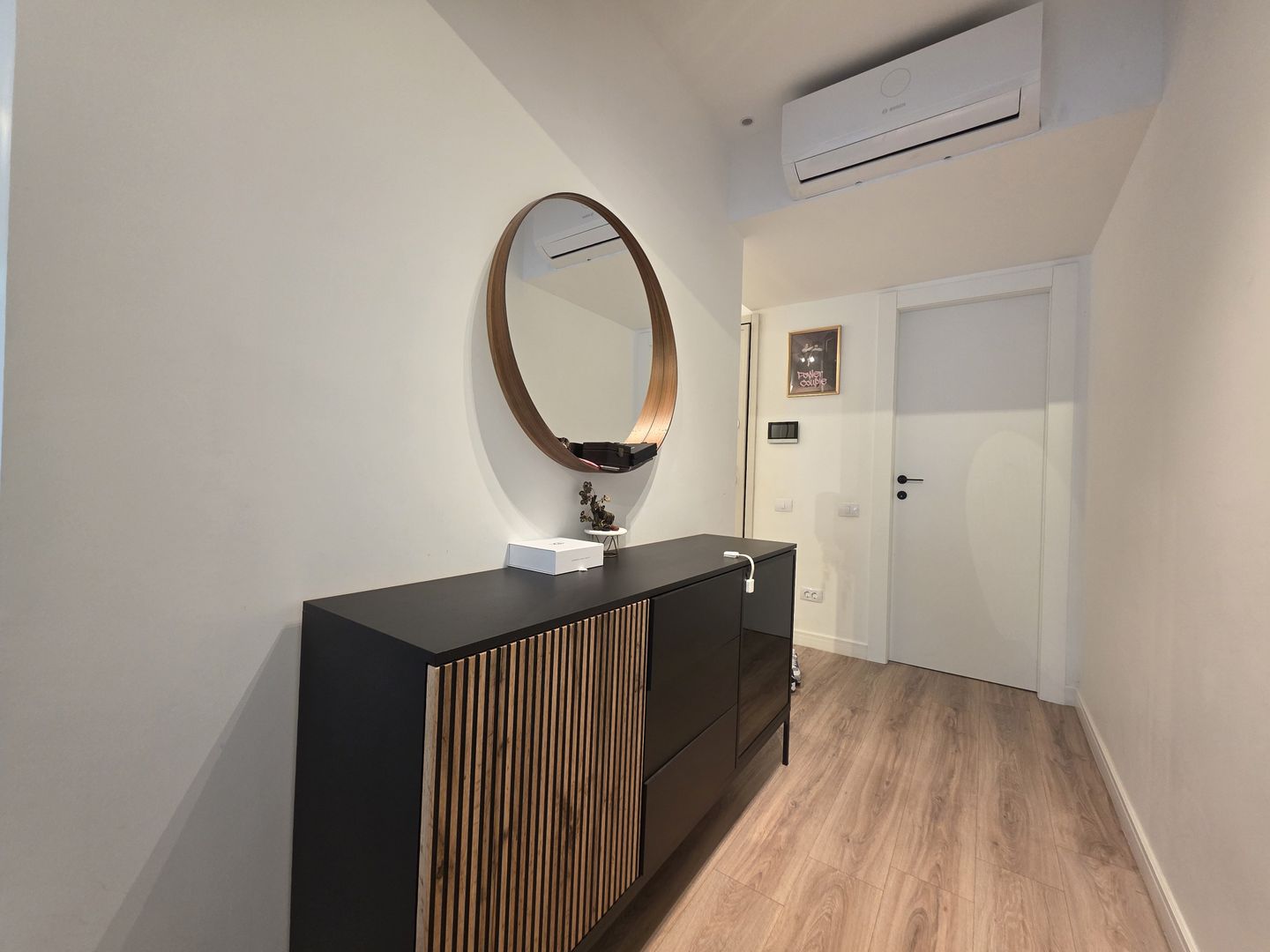 Apartament 4 camere, Iancu Nicolae utilat mobilat complet Investitie - Poză 18