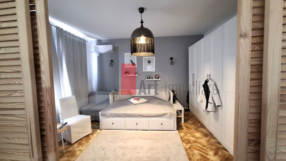 Studio modern, 32 mp,+ 20 mp anexe, zona Parcul Carol-Parlament - Poză 1