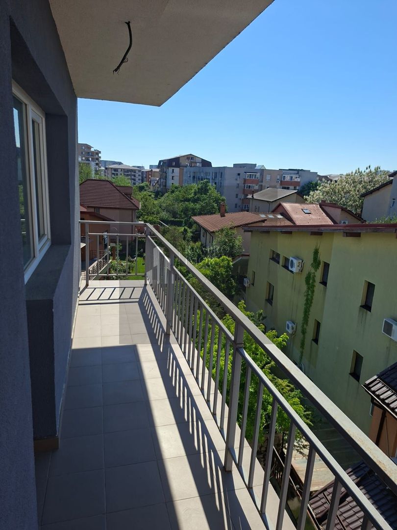 Apartament 3 camere decomandat zona Titan - Poză 1