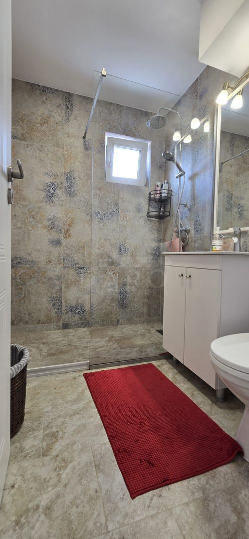Vand apartament cu 2 camere in Cornisa, et. intermediar, lift nou - Poză 6