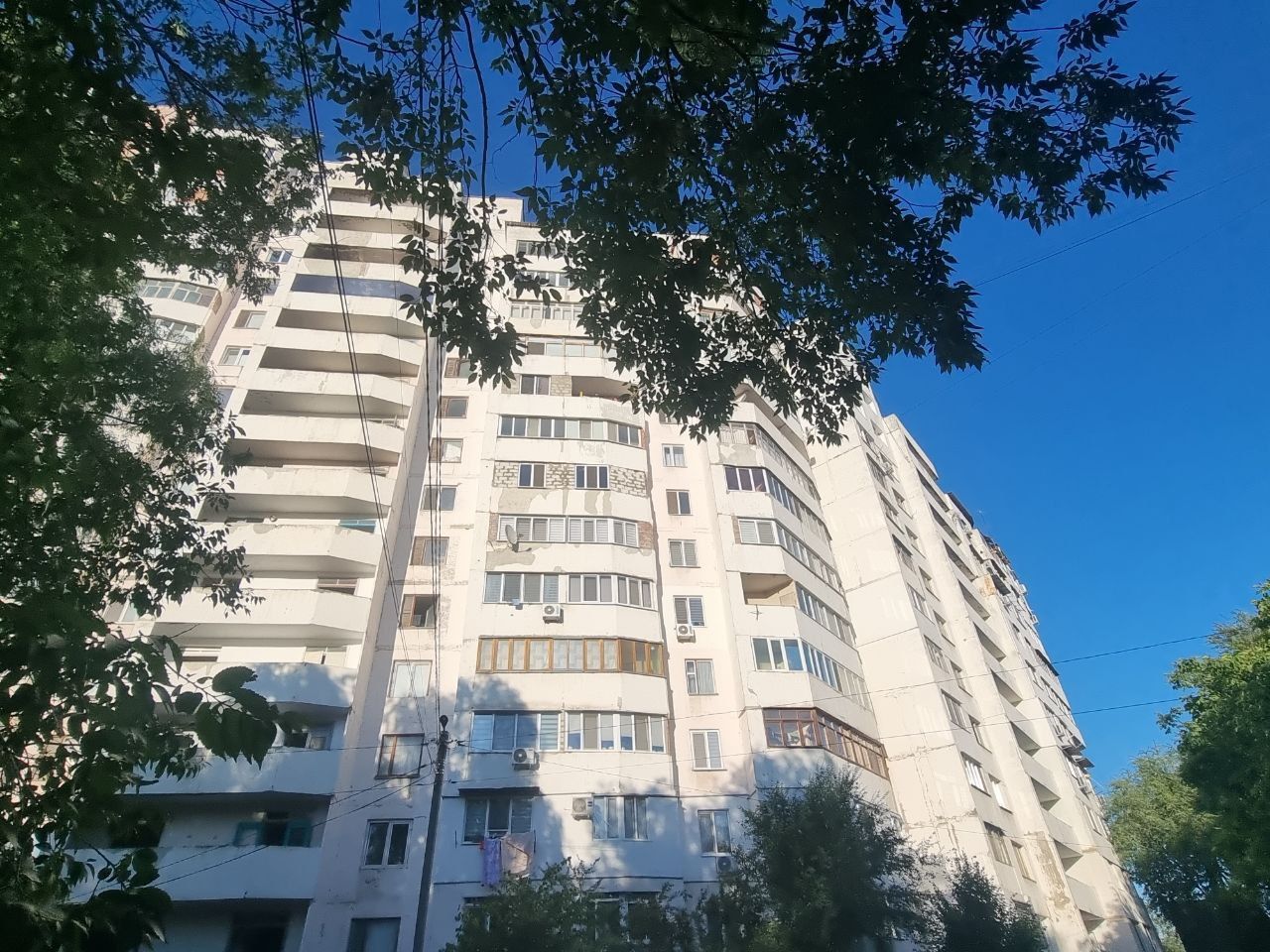 Apartament cu 5 camere, Botanica, Chișinău - Poză 1