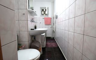 2 camere cu centrala proprie vizavi de Centrul Medical Alfamed - Poză 12