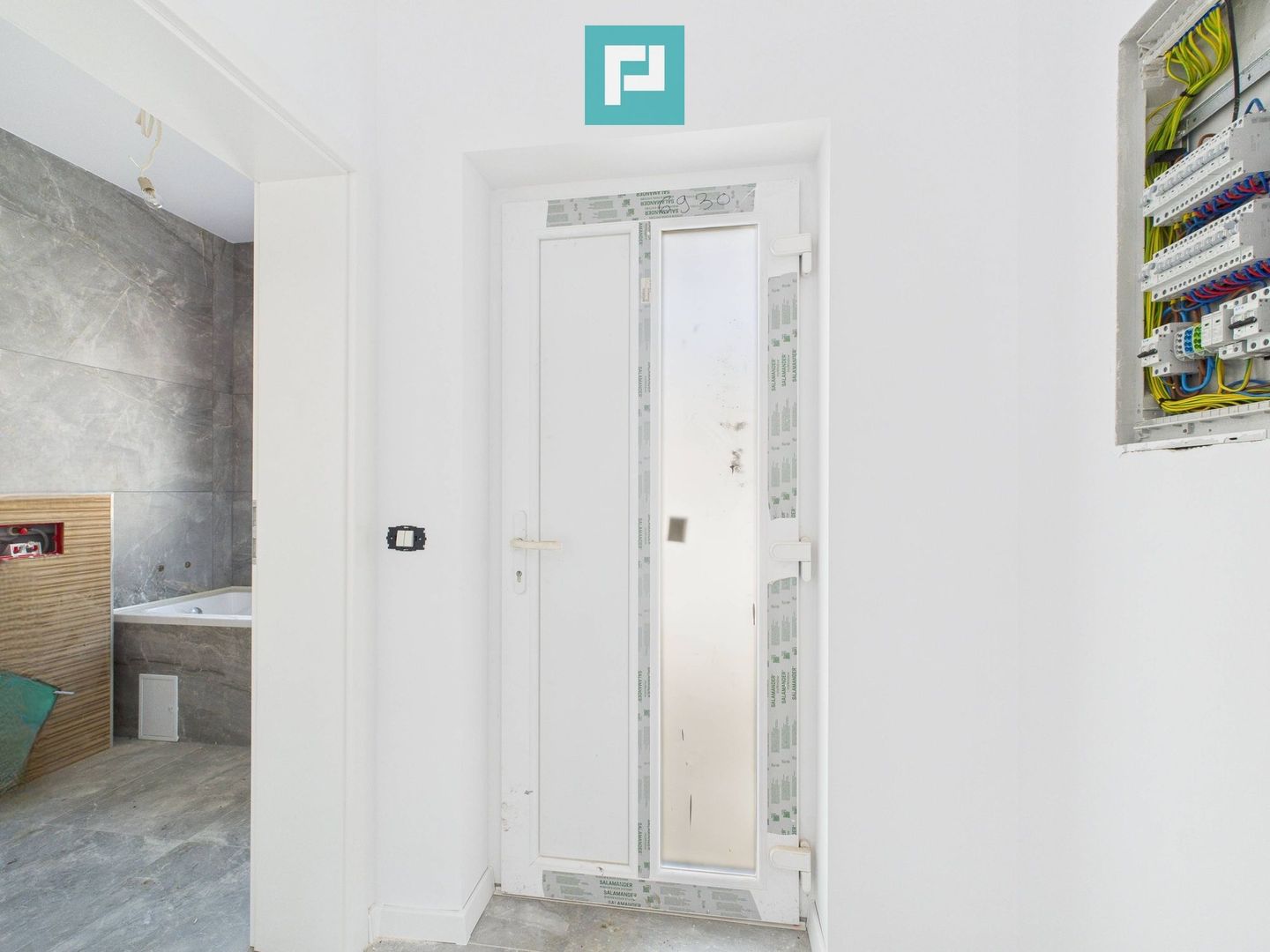 Casă modernă pe parter în Giarmata - Poză 16