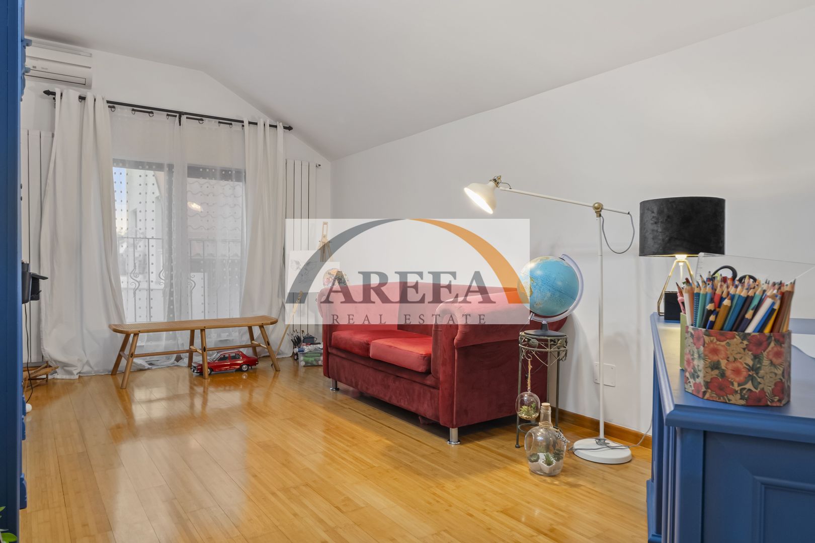 Vilă de închiriat în Pipera – Drumul Negru, ideal familie, curte mare - Poză 17