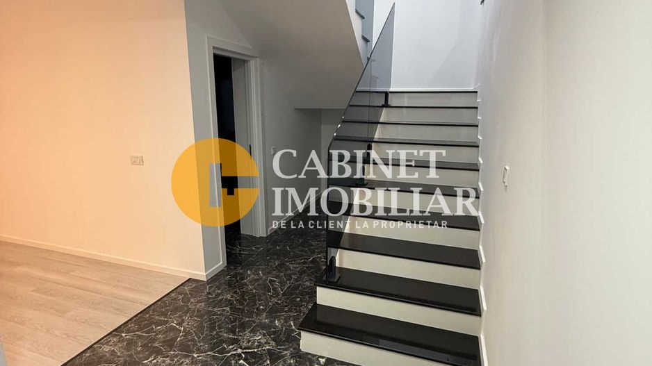 Casa individuala - 132 m2 utili - Miroslava - Poză 3