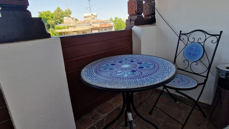 Etaj de Vilă Interbelică, 5 Camere, Balcon și Mansardă – Parc Carol - Poză 1