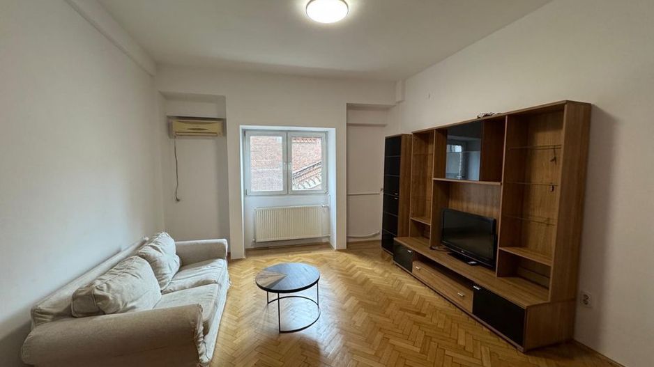 Apartament 3 camere, 2 băi, Bulevardul Bălcescu – Unirii, 800 € - Poză 2