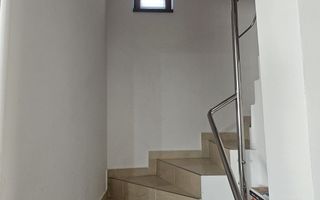 Casă / Vilă cu 8 camere de vânzare în Manastur, Cluj-Napoca - Poză 52