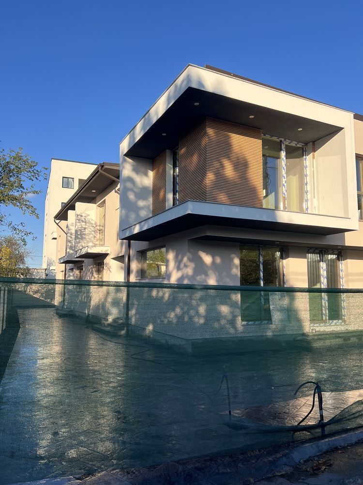 Duplex compus din 5 camere zona Bucuresti noi proprietar - Poză 1