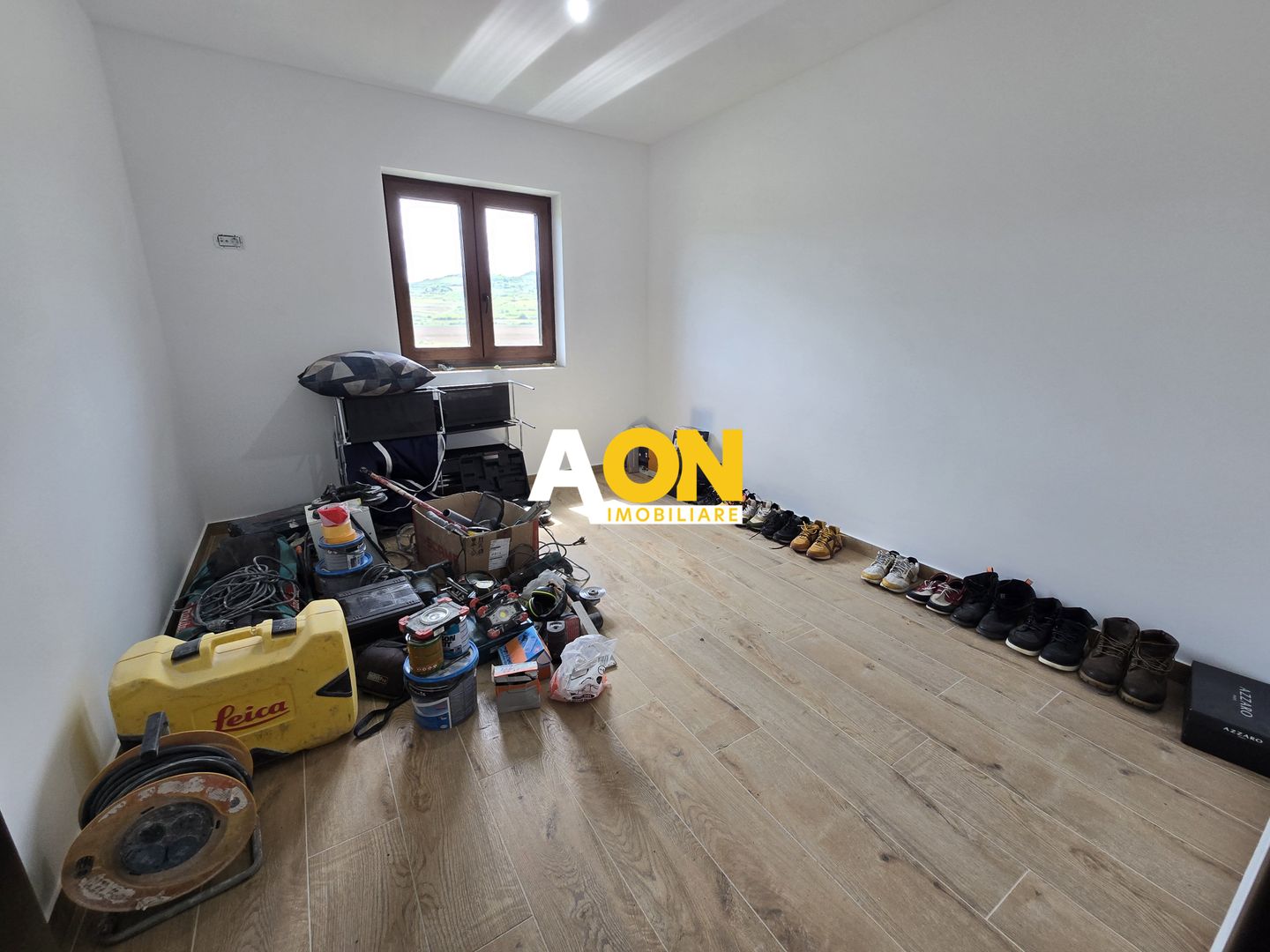 Casa Individuala 4 Camere, 2 Bai, 500mp Teren - Poză 4