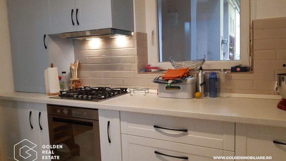 Casa mare, cu 4 apartamente a cate 1, 2, 3 și 4 camere fiecare - Poză 29