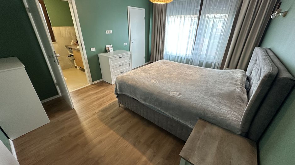 Duplex cu 5 camere de vanzare  în zona Aradului - Poză 37