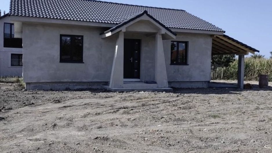 Casa noua in satul Ruseni - Poză 2