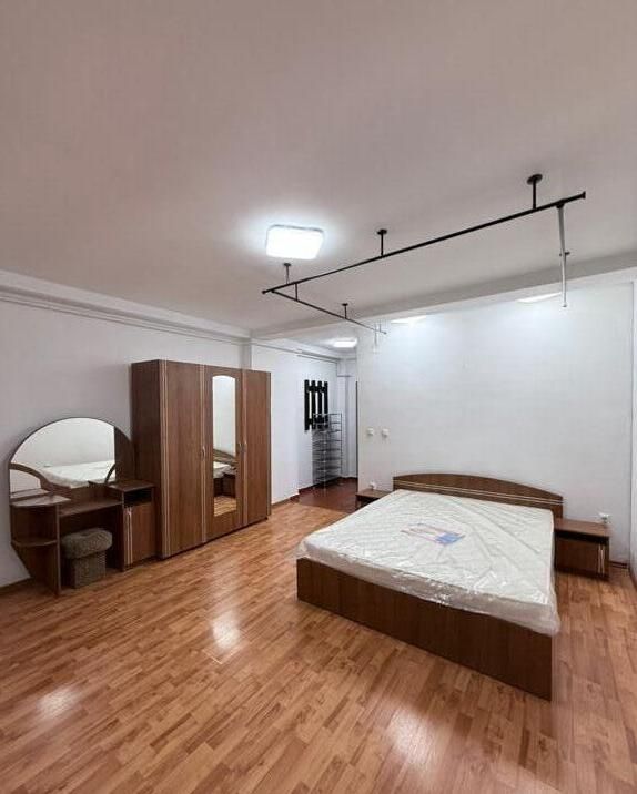 GARSONIERA PIATA SUDULUI, CENTRALA, BUCATARIE INCHISA, METROU 14 MIN - Poză 1