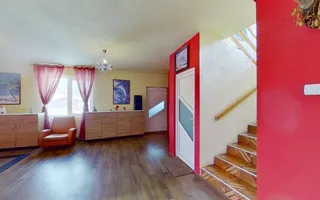 Proprietate pe 2 niveluri, curte individuala si garaj, cartier linistit, Rasnov. - Poză 25