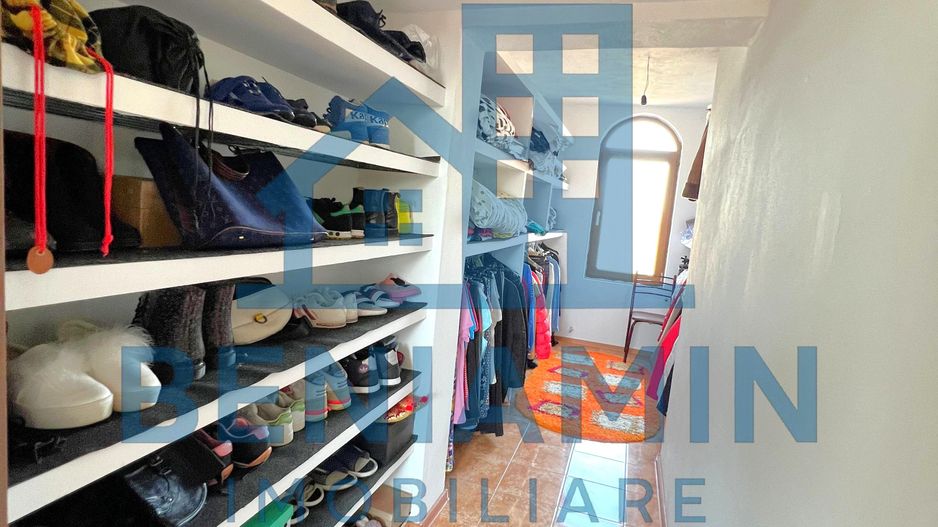 5 Dormitoare-2 bucatari-3 bai-Living-Toate utilitatile-Popoveni - Poză 5