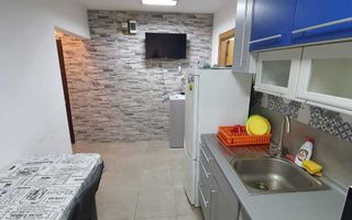Apartament de inchiriat cu trei camere - Poză 1