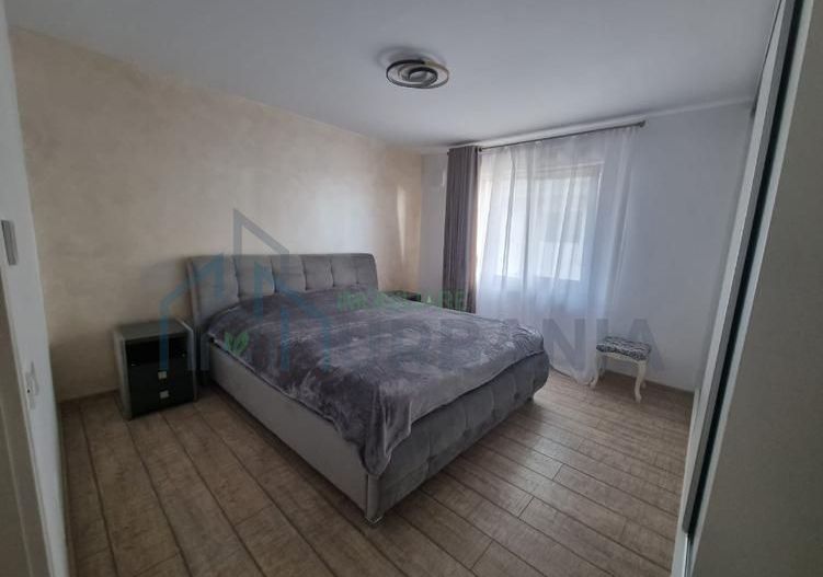 Vilă modernă, Valea Adâncă, 200 mp, teren 410 mp, renovată 2022 - Poză 10