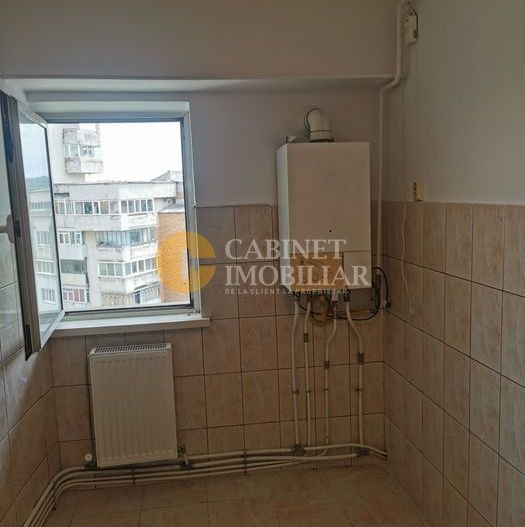 PACURARI - 3 CAMERE DECOMANDAT - BLOC 1985 - Poză 2