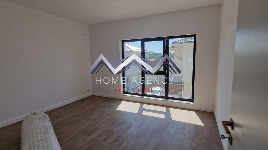 Casă single P+1+Pod în Otopeni - Poză 6