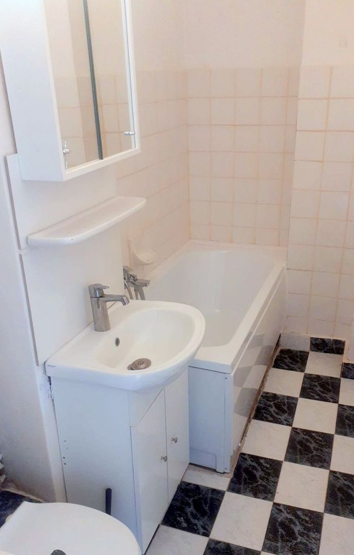 De inchiriat apartament cu o camera si balcon, etaj 4, Mazepa 1, 1600 lei - Poză 3