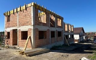 Casă Tip Duplex | 4 Camere | 2 Balcoane | Terasă | Șura Mică - Poză 1