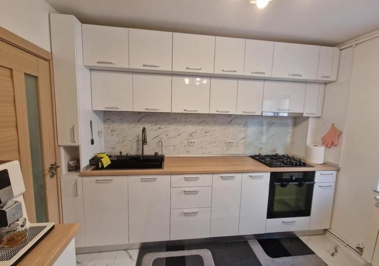 Apartament la vanzare - Poză 1