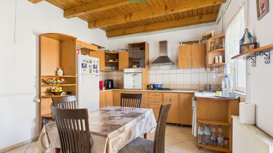 Casă spațioasă în Săcălaz lângă Timisoara - Poză 6